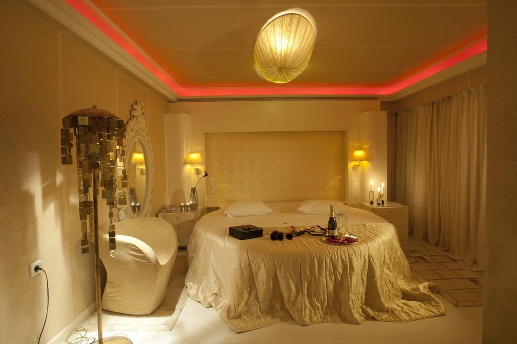 The Crystal Blue Hotel Athene Buitenkant foto